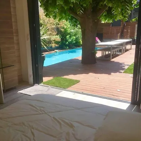 Villa Maison Contemporaine Plein Centre Piscine &jacuzzi *