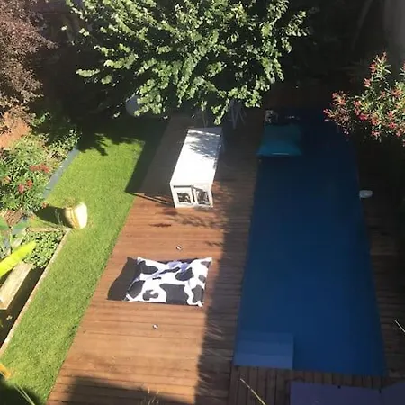 Maison Contemporaine Plein Centre Piscine &jacuzzi