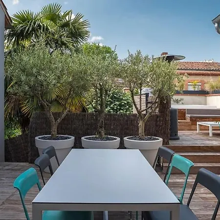 Villa Maison Contemporaine Plein Centre Piscine &jacuzzi